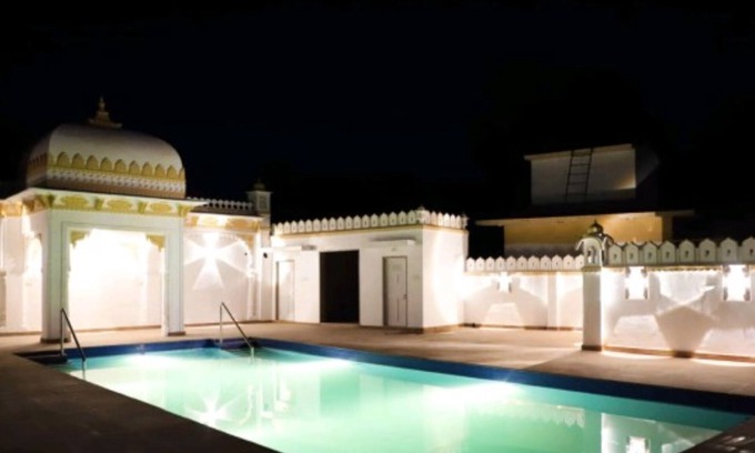 Sirohi Hotel | Yash Veer Resort: Family-Friendly Getaway with Pool & Dining