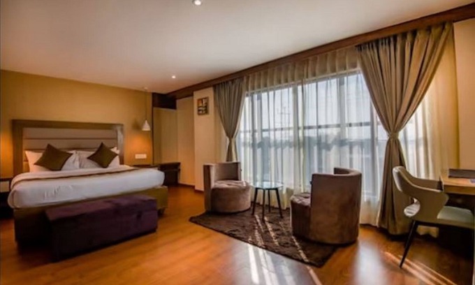 Siliguri Resort | Yashshree Imperial: Family-Friendly Stay with Delicious Dining