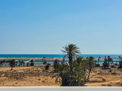 Aghir Apartment | Yassmine: 4-Star Family & Pet-Friendly Escape Awaits
