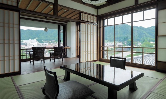 Hida House | Relax at Yatsusankan: Guest Rated 9.8 with Spa & Hot Tub