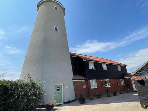 Yaxham Bed & Breakfast | Discover Yaxham Mill: Family-Friendly with Wheelchair Access