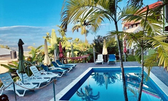 West Gate Hills Apartment | Experience YD Rooftop Lounge with Ocean Views and Pool