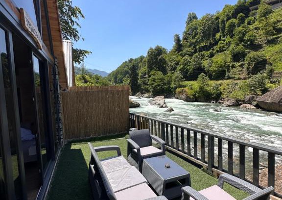 Cayirduzu House | Relax at Yeşil Doğa Bungalov - 4-Star with Hot Tub & Kitchen