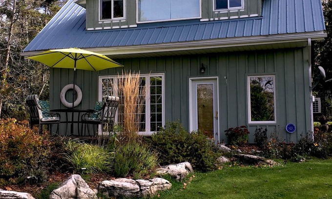 Manitoulin District Cottage | Experience Kagawong Lakeside Cottage - Guest Rated 10/10!