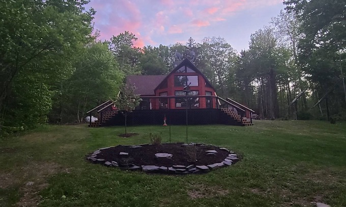 Rockwood House | Waterfront Private House on Moosehead - Guest Rated 9.8/10