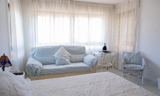 La Adrada House | Pet-Friendly Yedrada Alojamientos with Oceanfront Pool