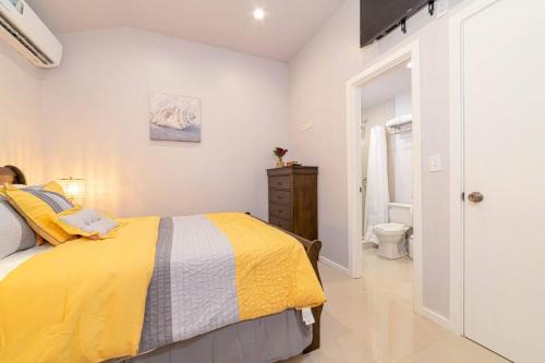 Buckleys Village Apartment | Pet-Friendly Yellow Bell: Guest Rated 9.8/10 for Families