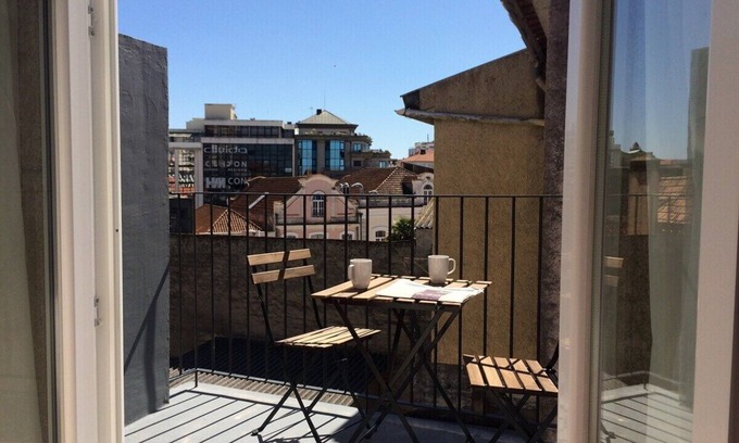 Aveiro House | Discover Yellow House in the Heart of the Historic Center