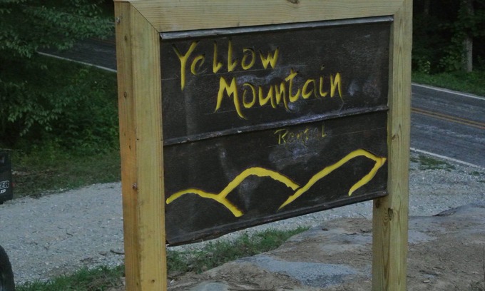 Robbinsville House | Yellow Mountain Rental: Ideal Base Near Dragon Appalachian Trail