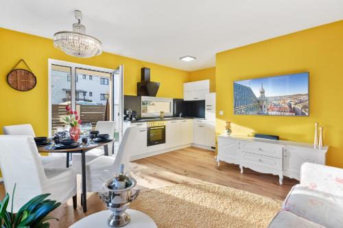 Schwarzlackenau Apartment | Yellow Suite - Whirlpool Garden - free parking - WiFi