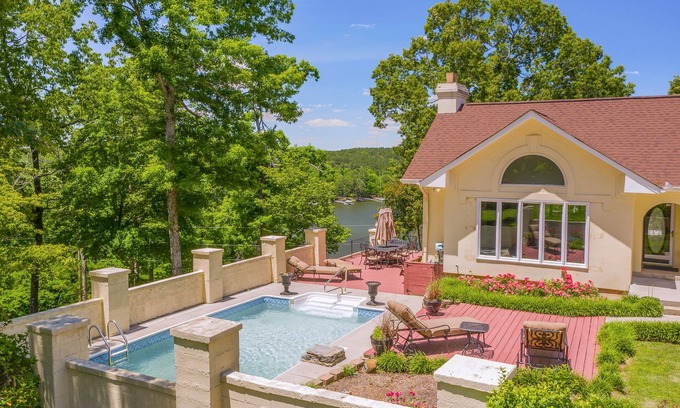 Cullman House | Discover Yellowhammer Hill: Pool, Lake View & Family Fun