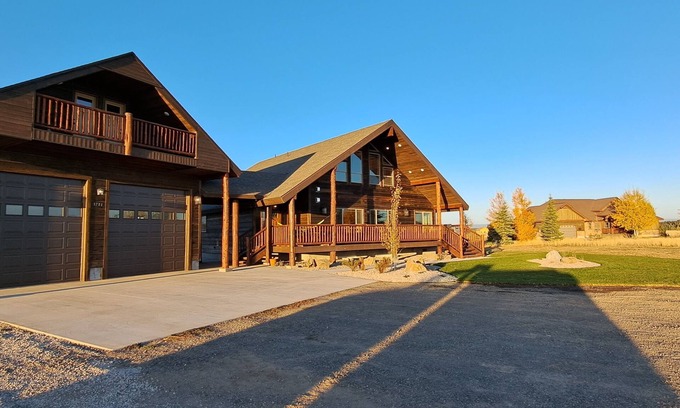 Island Park House | Spacious Yellowstone Retreat with Hot Tub & Lake Views