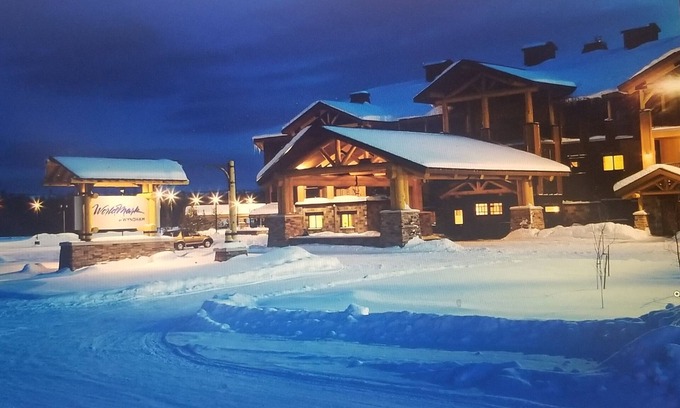 West Yellowstone Condo | Perfect Yellowstone Resort Condo with Hot Tub & Pool Access