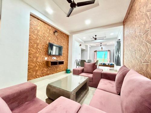 Tangra Apartment | Comfortable Yepplo Service Apartments in Kolkata with Kitchen