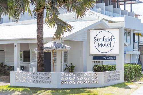 Yeppoon Hotel | Relax at Yeppoon Surfside Motel with Oceanfront Pool Access
