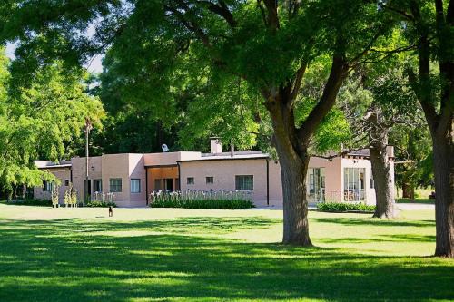 Azul House | Relaxing Rural Getaway at Yerba Buena - Pool & Family-Friendly