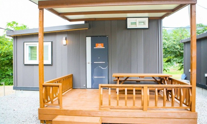 Tojungdo House | Explore Yesan Deoksan Charcoal Land Pension with Spa & Breakfast
