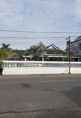 Bontang House | Yetelu Guest House