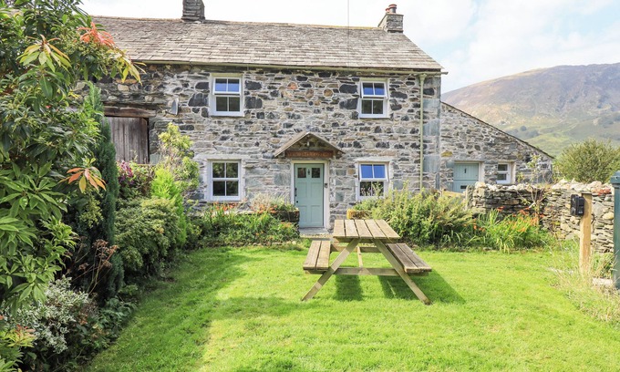 Rosthwaite Cottage | Pet-Friendly Yew Tree Cottage in Beautiful Borrowdale