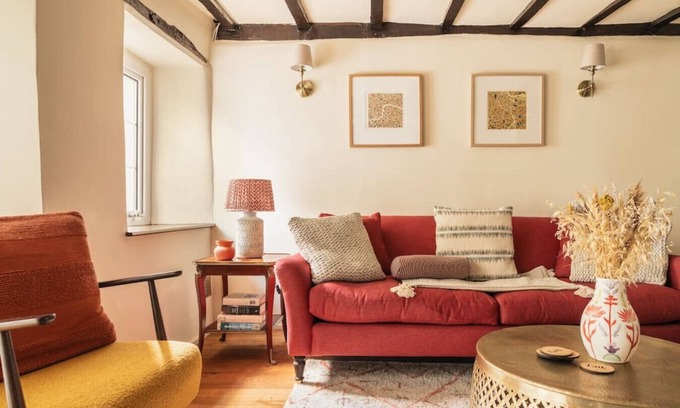 Penrith House | Historic Yew Tree Farmhouse in Ellonby with Pet-Friendly Perks