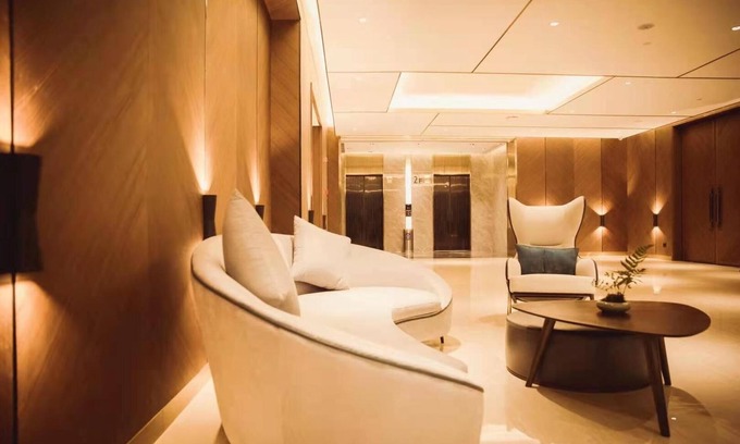 Hangzhou Hotel | Discover Comfort at Yinhu Junyi Hotel with Family Amenities