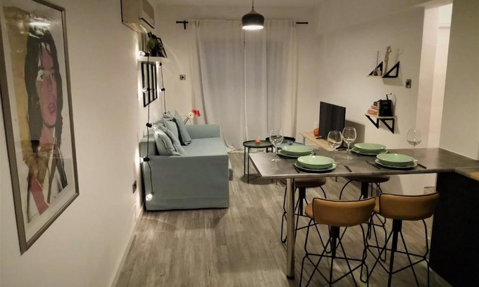 Larnaca City Centre Apartment | Yippee! Perfect Location for Pet and Child Friendly Stays