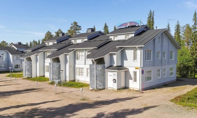 Akaslompolo House | Yllästar 1 as 209 by Interhome: Lake View & Spa Retreat