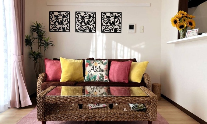 Tomigusuku Apartment | Family-Friendly YN23 Aquarium Hotel Near Tomigusuku Beach