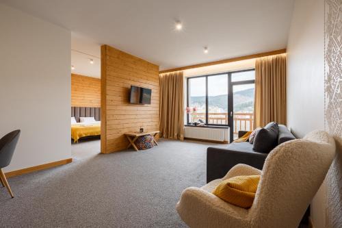 Polyanytsya Hotel | Discover Yo Hotel: Pet-Friendly Retreat with Breakfast & High Ratings