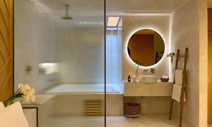 Taguatinga Hotel | Budget-Friendly Stay at Yolo Motel with Breakfast & Hot Tub