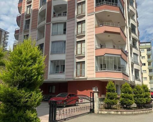 Yomra Apartment | Comfortable Yomra Central Apartment for Family Getaways