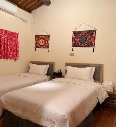 Jincheng House | Discover Yong Le Homestay: Family-Friendly Retreat