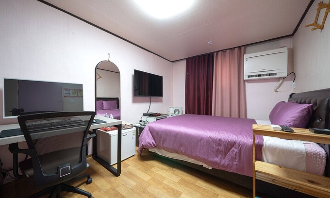 Yongin Hotel | Eco-Friendly Yongin Mohyeon Motel with Family-Friendly Amenities