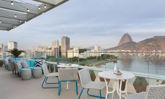 Zona Sul Hotel | Elegant Yoo2 Rio de Janeiro with Ocean View & Spa