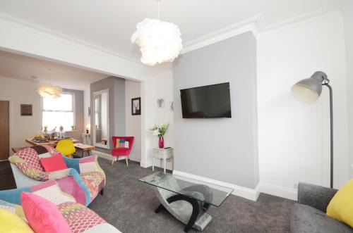 Heworth House | York Boutique House: Stylish Retreat with Free Parking