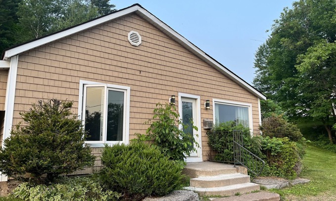 Bancroft House | York View House: Guest Rated 10/10 with Pool & Breakfast