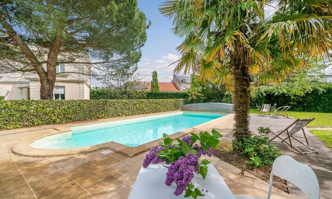 Chatellerault House | Discover Your Dream Vacation Home with Private Pool & Spa
