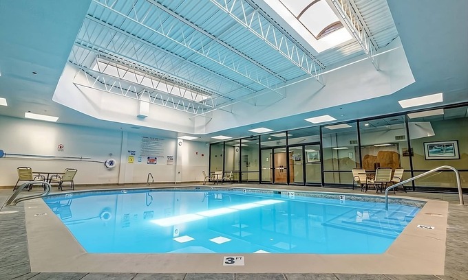 Grand Junction Hotel | Discover Your Colorado Retreat with Indoor Pool & Hot Tub