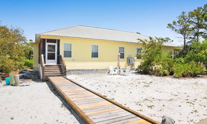 Fort Morgan House | You, Me and the Sea Cottage at The Rookery ~ Close to the beach + $400 in FREE Activities Daily