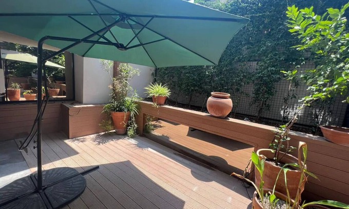 Eski Lara Apartment | Convenient Getaway: 5-Minute Stroll to Attractions
