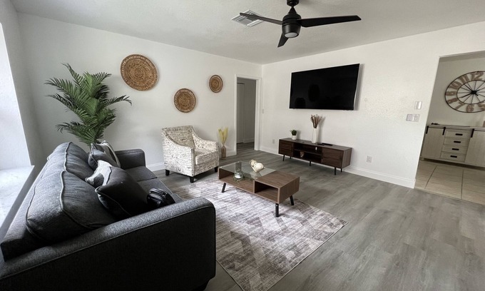 Ocala Villa | Central Oasis: Perfect Stay with Pet-Friendly Amenities