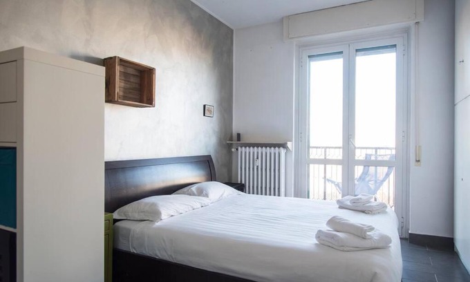 Gorla Apartment | Stay at YouHosty - Bertelli 16: Family-Friendly Retreat