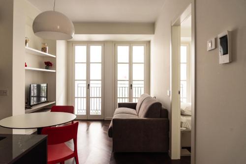 Carrobbio Apartment | Charming Youhosty Medici 5: Family-Friendly Retreat