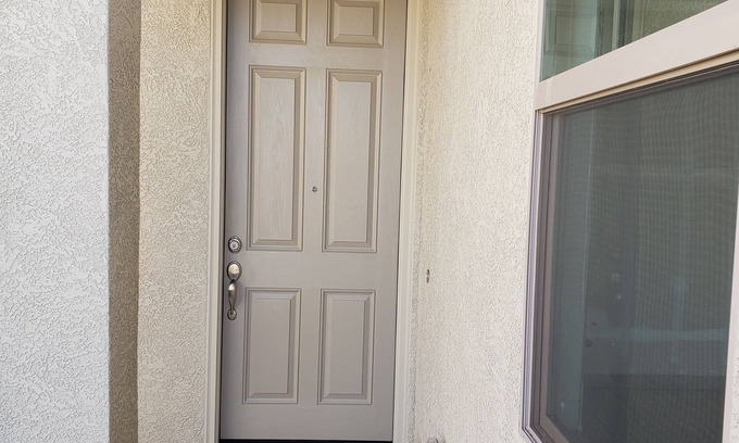 Roseville House | Enjoy Your Private Guest Suite with Kitchen & Breakfast