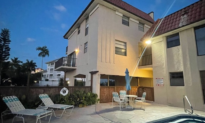 Marco Island Villa | Unforgettable Stay at Marco: Pool, Spa & Family-Friendly