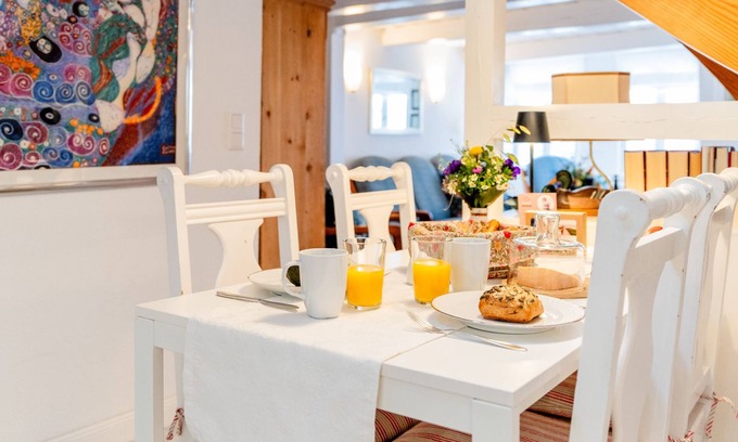 Flensburg Apartment | Historic Flensburg Apartment in the Heart of Old Town
