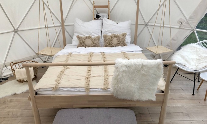 Frauendorf Cabin | Cozy Dome Retreat Near Dresden with Pool & Breakfast