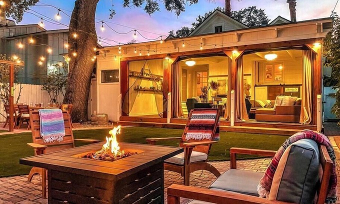 Paso Robles House | Relaxing Downtown Retreat: The Paso Palm House Awaits