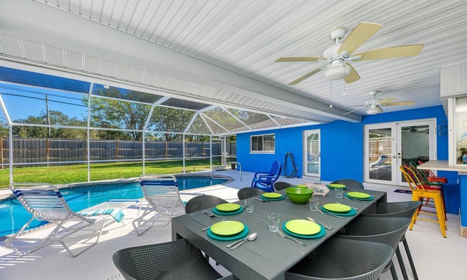 Sarasota Springs House | Discover Your Dream Pool Home Near Siesta Key Beach
