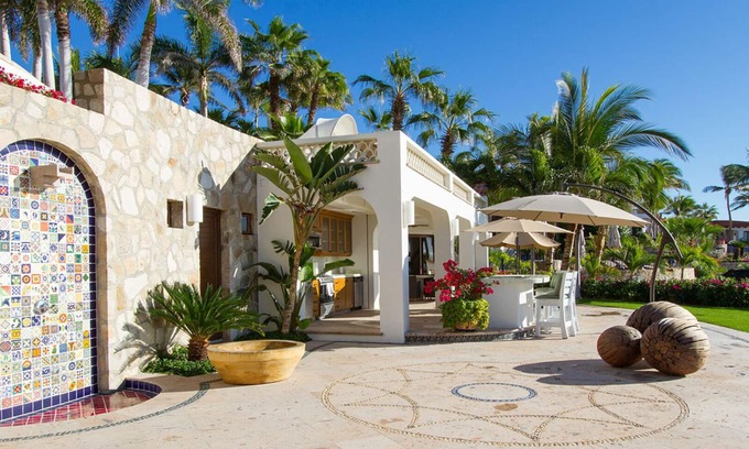 Palmilla Villa | Experience a Family-Friendly Villa Near Top Attractions